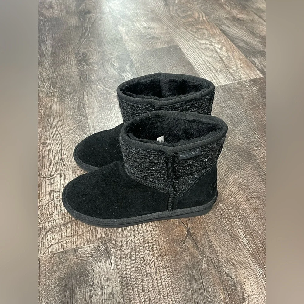 Minnetonka warm stylish